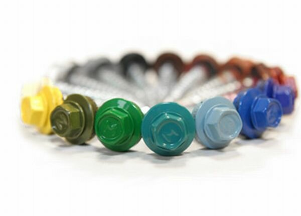 окрашенные саморезы